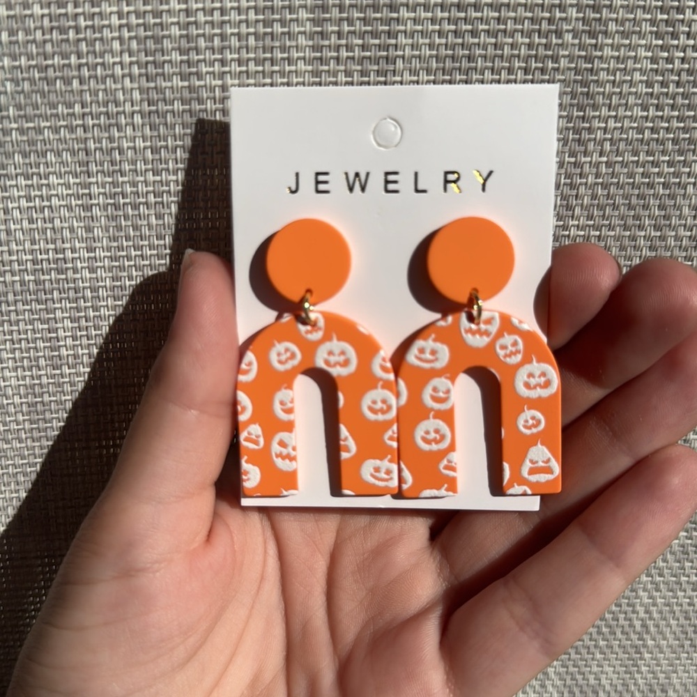 Halloween Orange Acrylic U-Shaped Earrings with Pumpkin Print -NWT